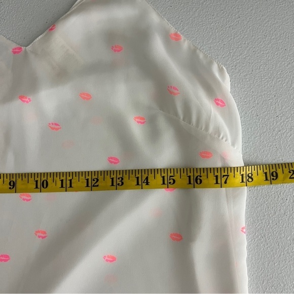 Japna Women's Camisole Top Lips Print Adjustable Straps Lined Flowy Size M - Picture 7 of 8